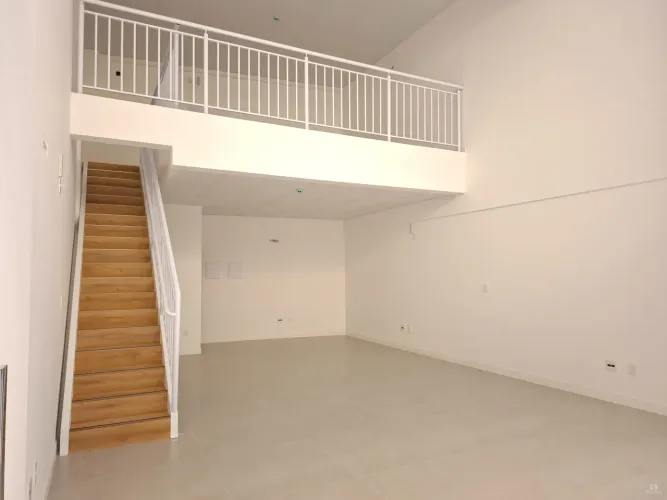 Loja para alugar na Trindade com 50m²