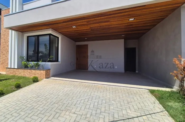 Oportunidade - Casa em Condomínio - Condomínio Terras Altas - Caçapava - 4 Dormitórios - 3