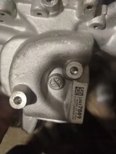 Válvula Egr - S10 E Trailblazer 2.5/2.8-12637809