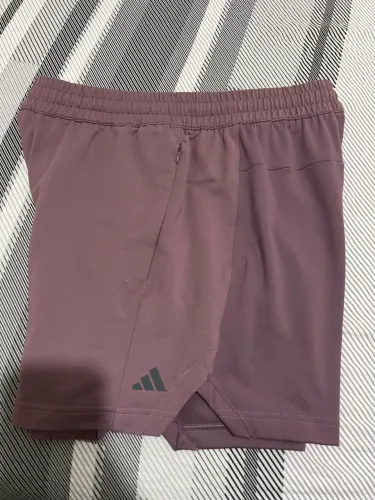 Vendo shorts masculino tamanho M