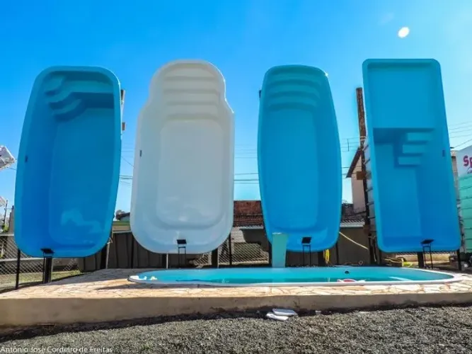 Vendo Piscinas Com Garantia Parcelo Até Em 12X