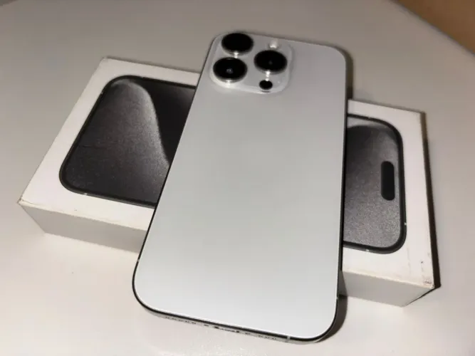 VENDO IPHONE 15 Pro