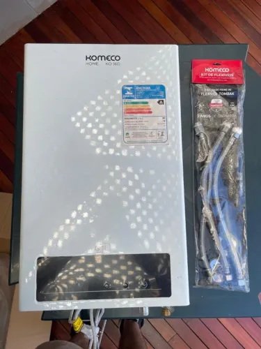 AQUECEDOR A GAS - KOMECO - 16L (Excelente Estado)