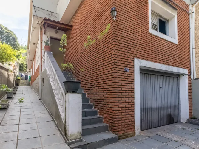 Sobrado para venda em Vila Pereira Barreto com 4 quartos, 245m²