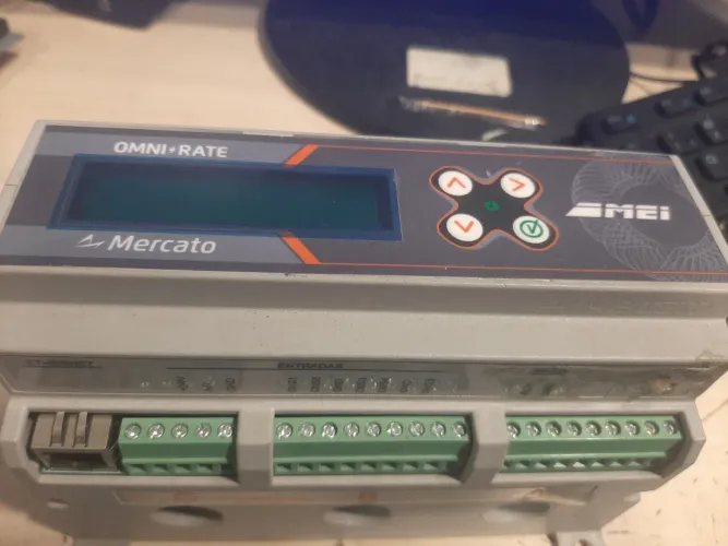 Controlador e medidor de energia mercato