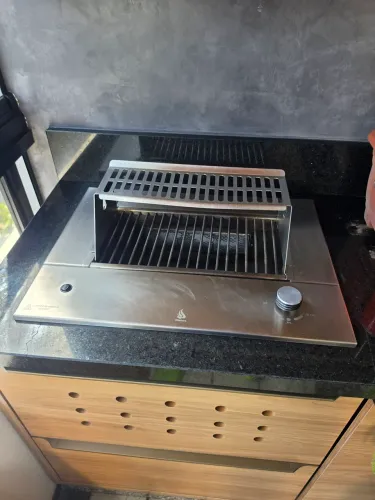 Churrasqueira a gás de bancada Dinoxx