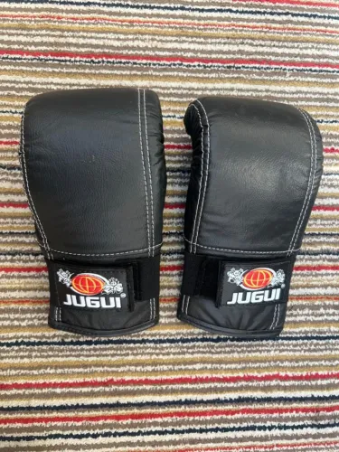 Luva de MMA / Bate-Saco Jugui (Tamanho G) - Perfeito Estado