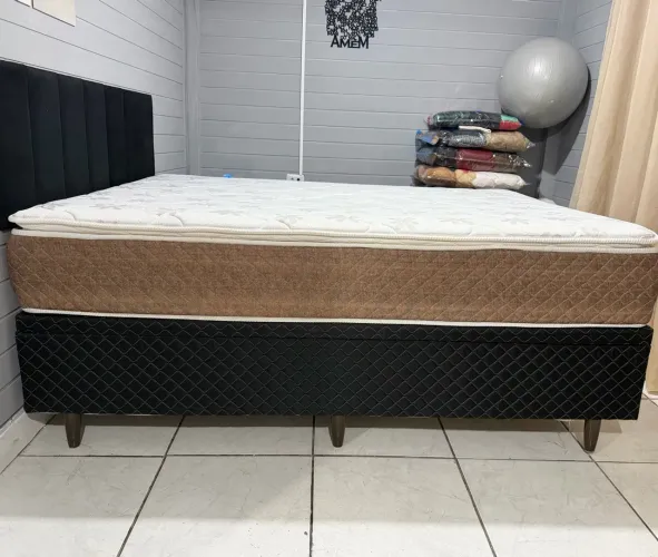 Base Cama Box Casal c/ Baú + Colchão de Casal c/ Pillow Top e Molas Ensacadas - Umaflex