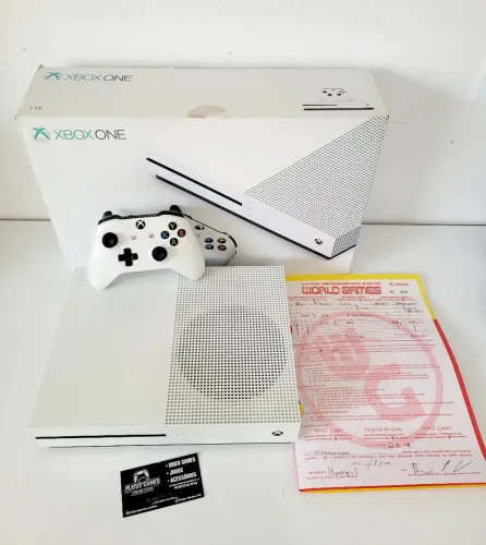 Xbox One S Memória 1TB com Caixa (Aceito Cartão)