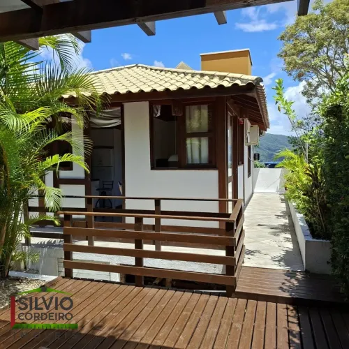 Casa 02 dormitórios - Barra da Lagoa