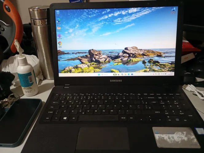 Vende-se notebook Samsung I3