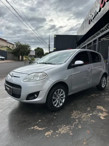 Fiat Palio Essence 1.6 Flex 16V 5P 2016