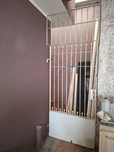 Portão de ferro