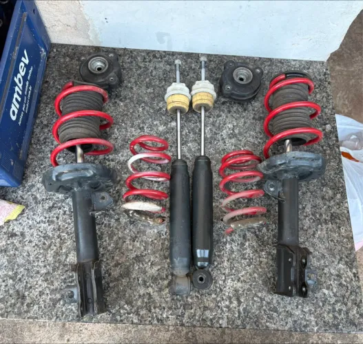 Vendo suspensão fixa mais mola esportiva