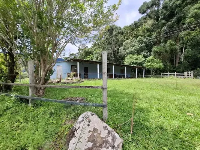 Linda chácara de 24.000m2 na exuberante serra da Mantiqueira!! Delfim Moreira MG