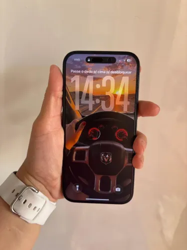 iPhone 15 - 256gb