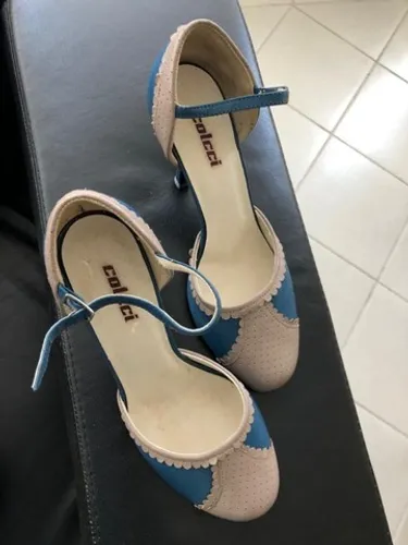 Sapato Colcci estilo boneca - tamanho 36 