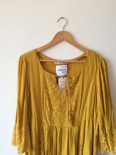 Blusa rendada C&A (com etiqueta) | Tam 42