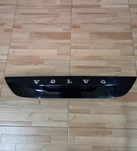 Aplique Tampa Traseira Volvo V40