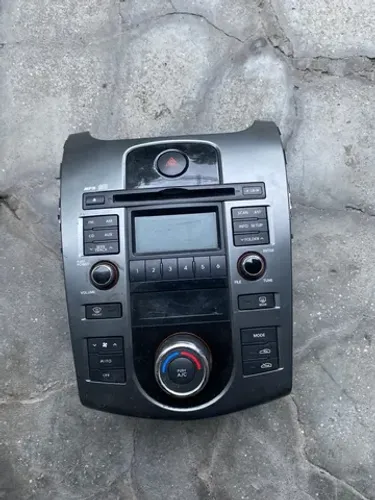 Rádio Kia Cerato original 2011