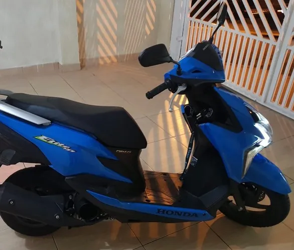 Honda elite