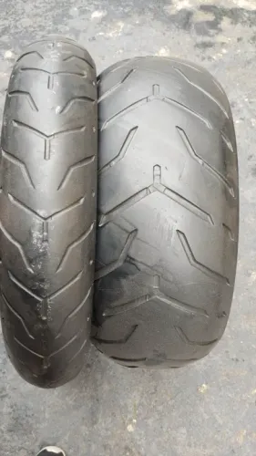 Par pneu usado Dunlop D407 e D408 240/40-18 e 130/60-21