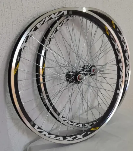 VENDE SE PAR DE RODAS VMAXX 26 PRA V-BREAK PRETA