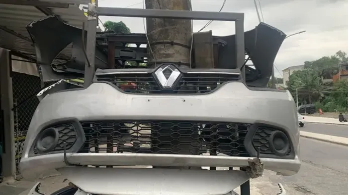 Parachoque Dianteiro Renault Logan 2015+ (Completo)