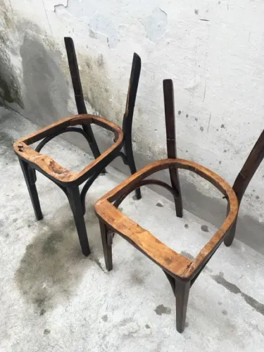 Estrutura cadeira antiga
