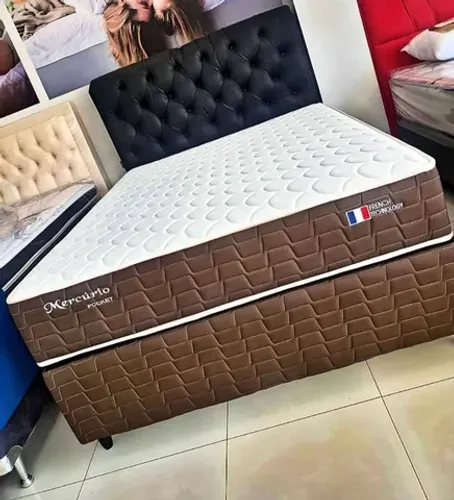 Cama box molas ensacadas ( temos a pronta entrega) tecido lateral veludo 