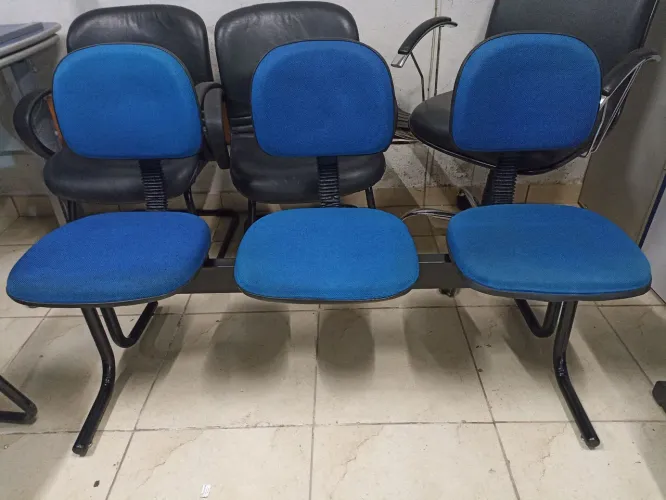 Cadeira Longarina 3 Lugares Azul Ótimo Estado de Conservação 