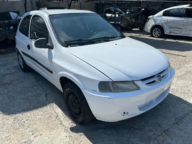 Sucata Gm Celta 1.0 Gasolina 2003 2004 Com Trava e Alarme!
