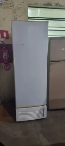 Geladeira fricon porta cega