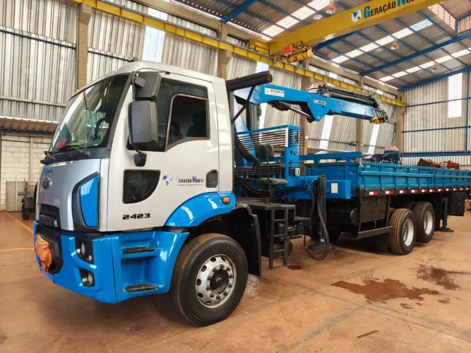 Caminhão Munck Argos 10ton - Ford/cargo 24/23 Ano 2012/2013