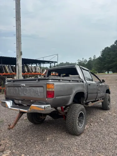 Sucata Hilux Sr5 Diesel 2.8 4x4 Ano 1995 Peças Hilux Sr5 Quadrada Eixo Rigido Hilux 1995