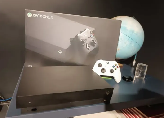 Console XBOX ONE X - PRETO 1TB