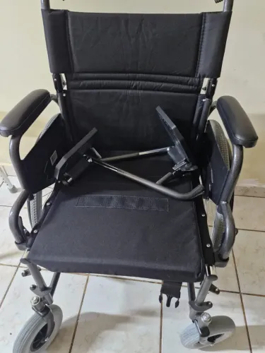 Cadeira de Rodas