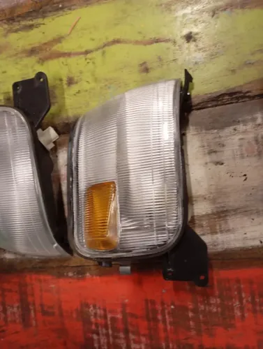 Pisca dianteiro vam L300 novo 