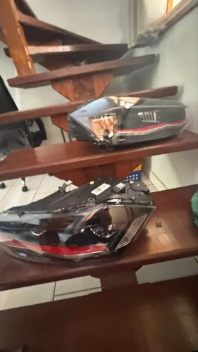 Par de Farol Polo GTS original 2018/2021