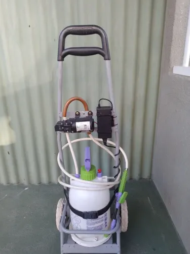 Bomba de limpeza 