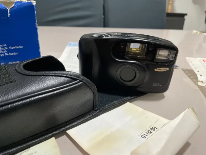 Câmera Samsung AF-333