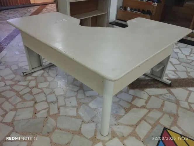 Mesa escritório 