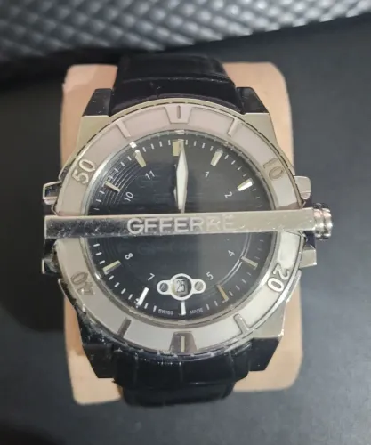 Relógio GF FERRE