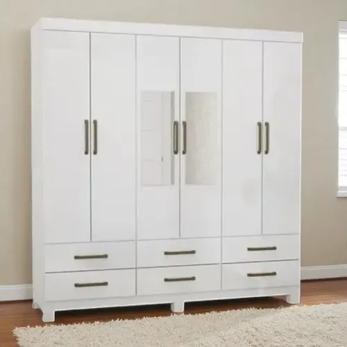 guarda roupa com espelho na cor branca com estilo e um toque de modernidade