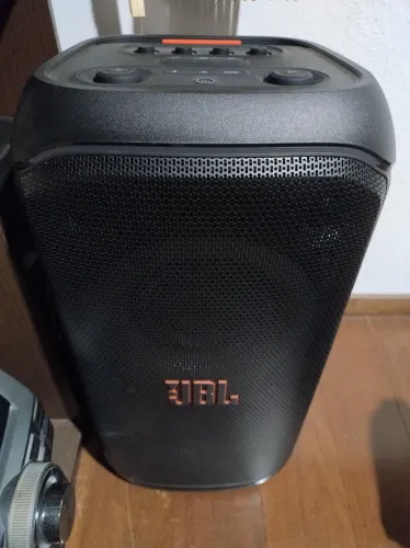 JBL partybox 320