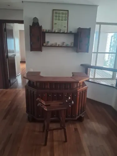 BAR E ADEGA DE SALA EM MOGNO MACIÇO
