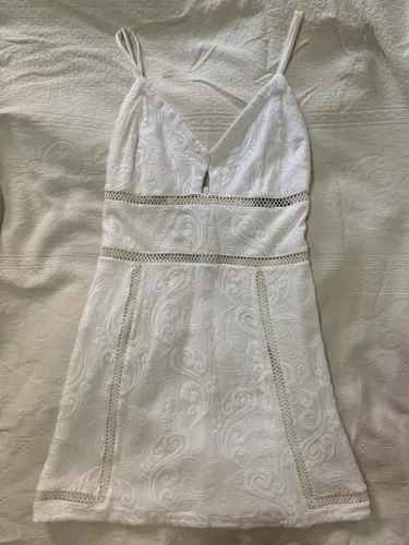 Vestido curto branco