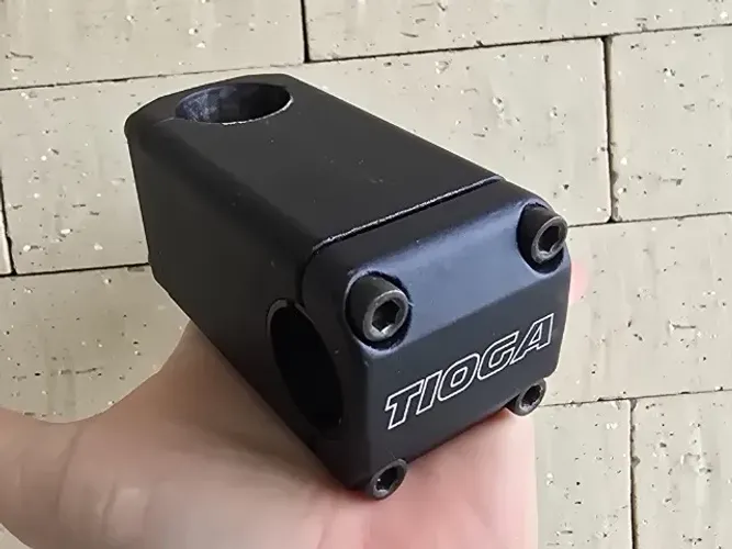 O avanço (mesa) Tioga Cube Stem - modelo clássico BMX ou Dirt Jump (impecável)