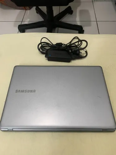Notebook Samsung - Intel Core i3, 8GB Ram, 200GB SSD