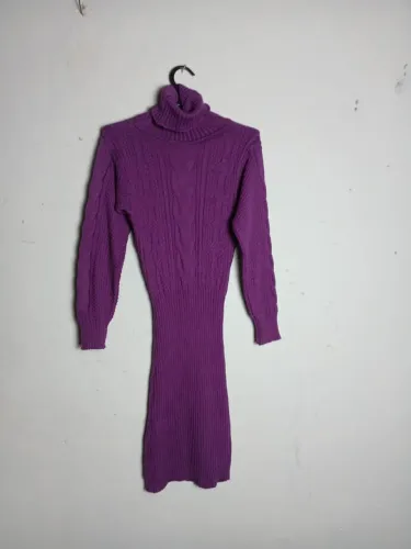 Vestido roxo baleia ind. e com. 